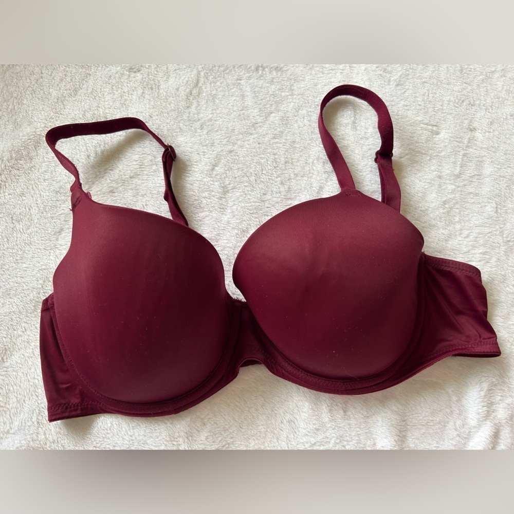 Victoria’s Secret Lightly Lined Tshirt Bra​